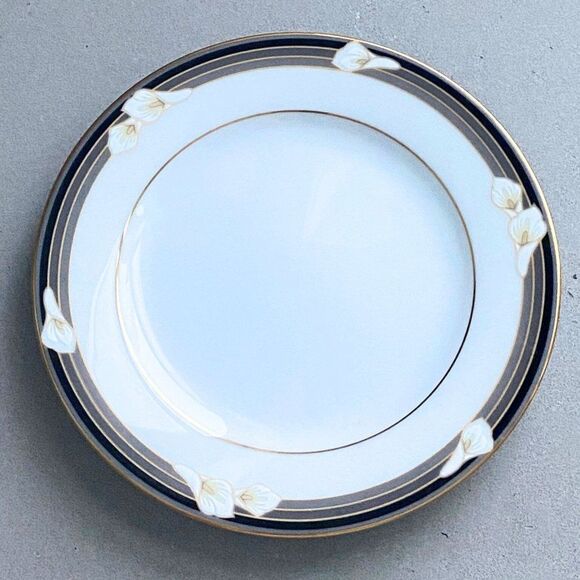1985 Vintage Noritake Legendary Ellington Fine China Lily Bread Plate, 6.25" - Picture 1 of 4